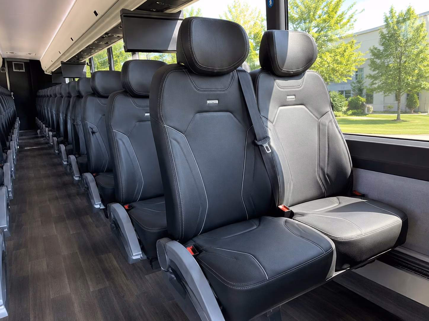 avondale bridal party transportation on your wedding day