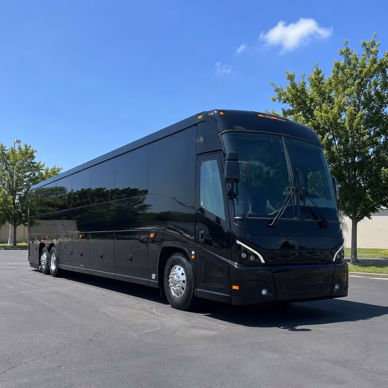 shift change bus rentals for avondale manufacturing and logistics